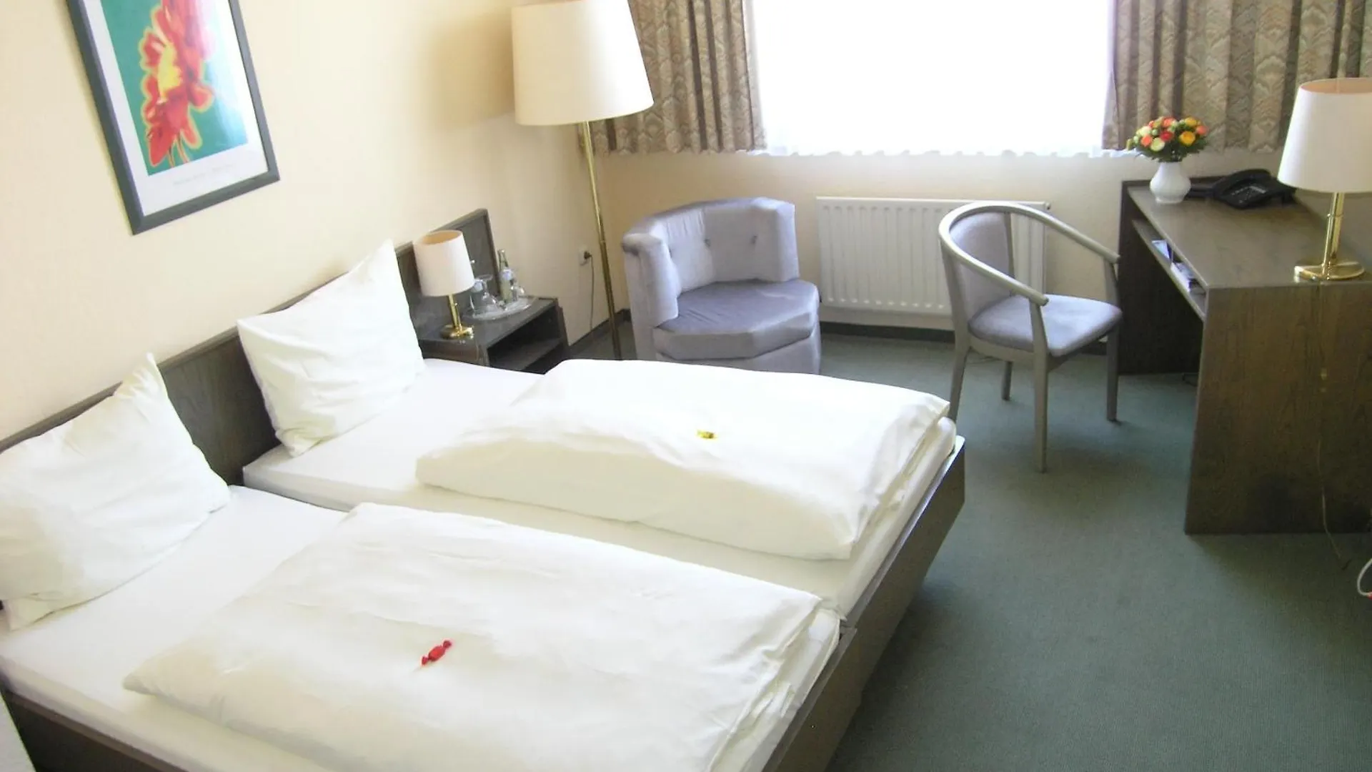 Hotel Astra Dusseldorf 3*,  Germany